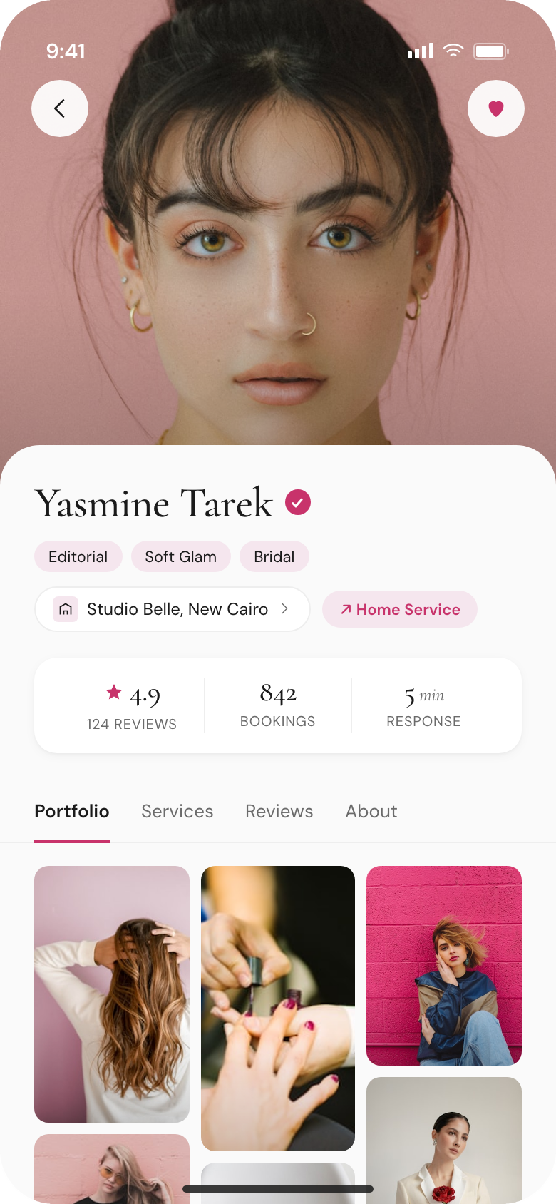 LYORA app — artist profile & portfolio